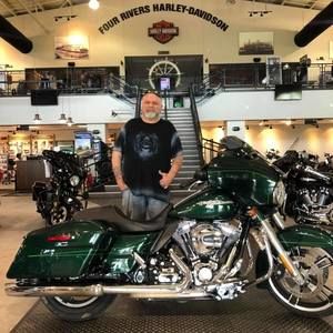 Meet your Posher, Chad